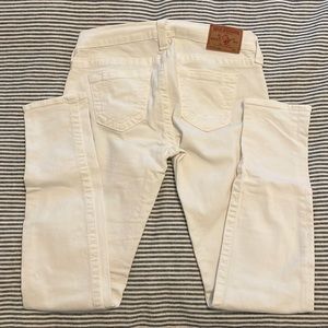 True Religion White Denim - low rise Casey size 28